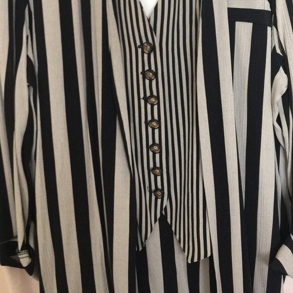 Perceptions Blazer - Picture 3 of 3